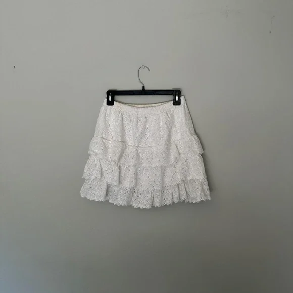 House of Harlow 1960 White Cotton Eyelet Mini Skirt - Size M - Picture 3 of 6
